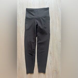 Old Navy Active Powersoft leggings with side pockets small